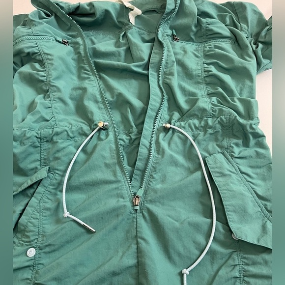 Fabletics Cinch Jacket Size Large Green - Picture 3 of 7